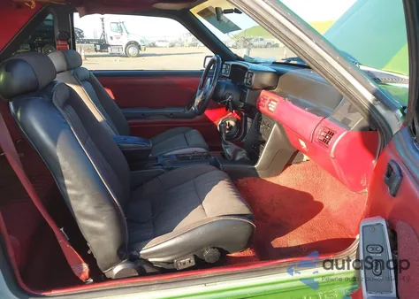 1987 Ford Mustang Gt z USA, uszkodzony, nr VIN 1FABP42E8HF253182